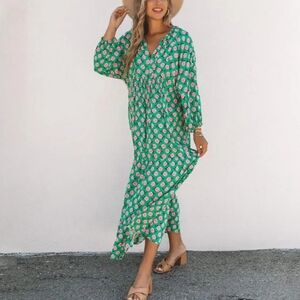 LIKE NEW Green 3/4 Sleeve Pink Floral Tiered Maxi Dress Size Small